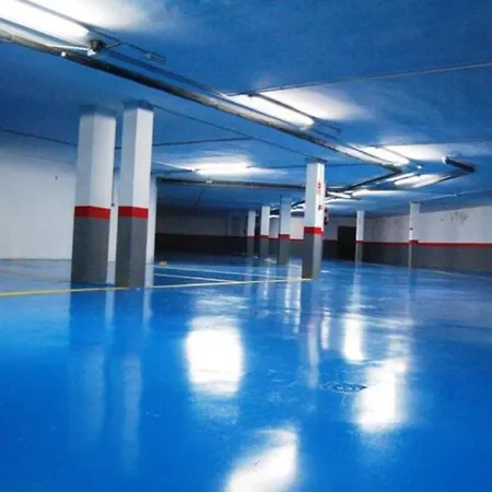 Penthouse In The Clouds & Parking Apartment