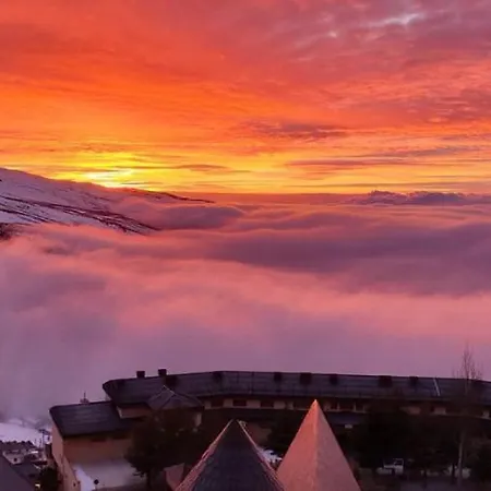 Apartment Penthouse In The Clouds & Parking Sierra Nevada