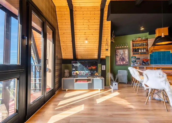 Penthouse In The Clouds & Parking *